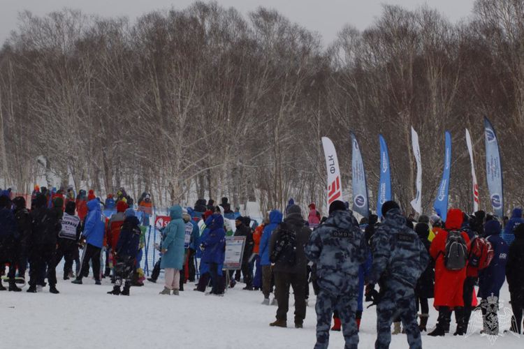  На Камчатке росгвардейцы обеспечили безопасность  во время проведения Чемпионата и Кубка России по горнолыжному спорту