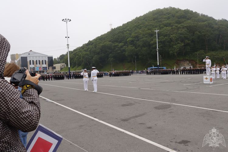 Начальник Управления Росгвардии по Камчатскому краю принял участие в мероприятиях, посвященных празднованию Дня ВМФ 