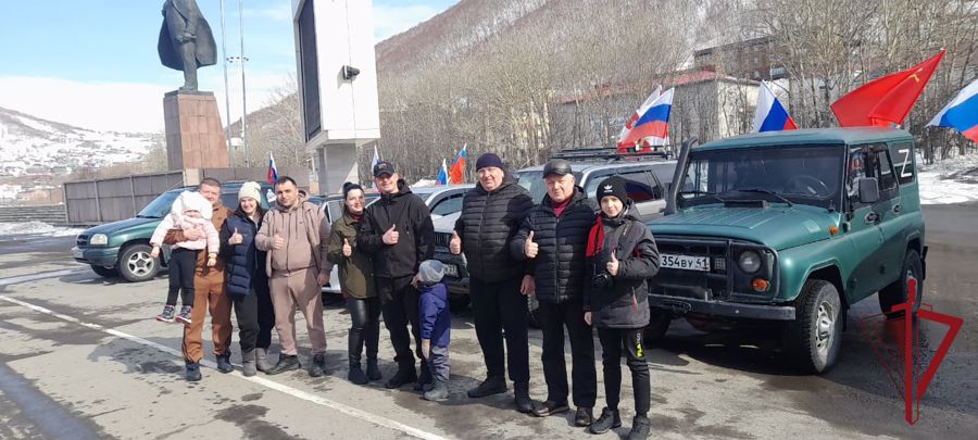 Росгвардейцы приняли участие в патриотическом автопробеге на Камчатке