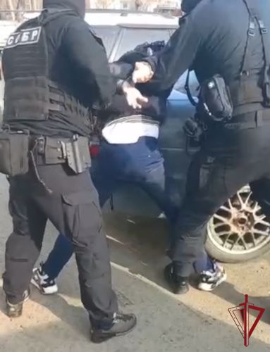 Сотрудники СОБР «Вулкан» задержали подозреваемого в совершении серии квартирных краж