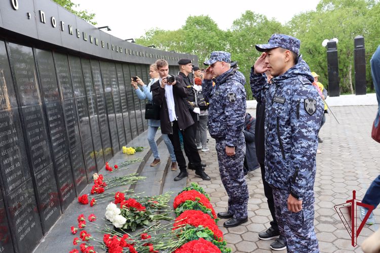 На Камчатке росгвардейцы почтили память погибших в Великой Отечественной войне