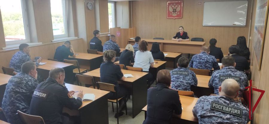 На Камчатке сотрудники Росгвардии присоединились к ведомственной акции «Армия против наркотиков»