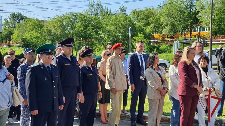 На Камчатке росгвардейцы приняли участие в памятном мероприятии, посвященном Герою России Александру Попову