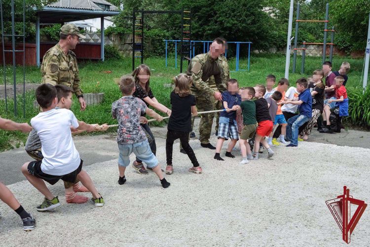 В Росгвардии проходят праздничные мероприятия, посвященные Международному дню защиты детей (видео)