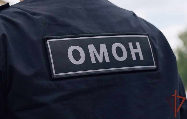 На Камчатке при содействии бойцов ОМОН "Гейзер" Управления Росгвардии по Камчатскому краю задержан подозреваемый в покушении на убийство 