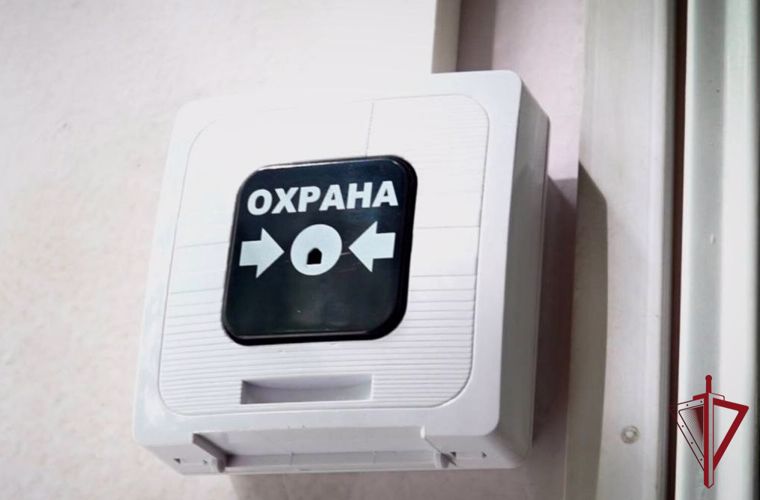 На Камчатке росгвардейцы приняли участие во всероссийских единых учениях в образовательных организациях