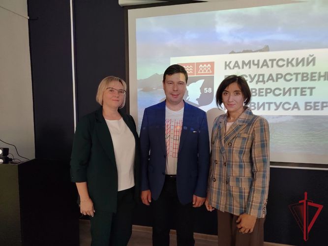 Сотрудники пресс-службы камчатского управления Росгвардии посетили мастер-класс для журналистов