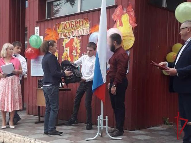 На Камчатке росгвардейцы присоединились к акции «Собери ребенка в школу»