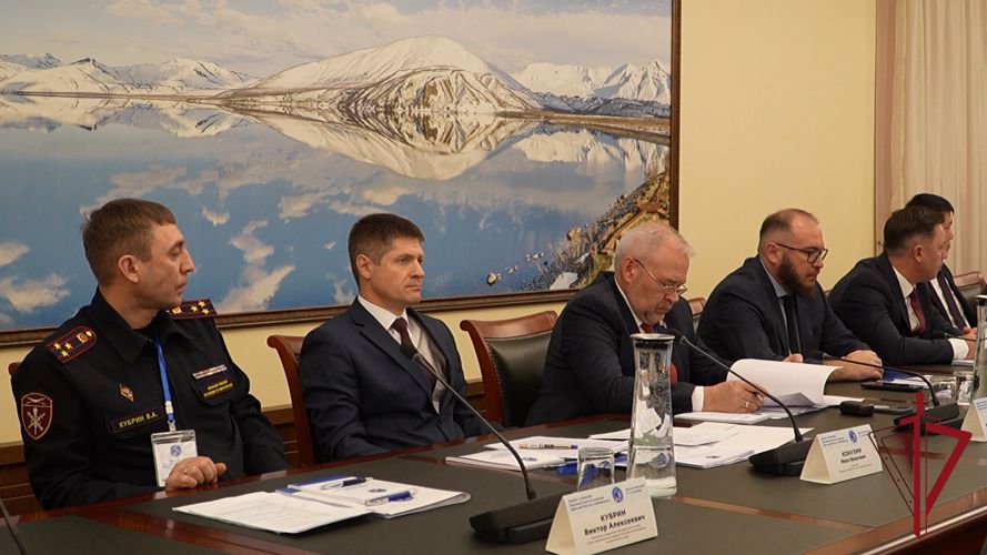 Начальник Управления Росгвардии по Камчатскому краю Виктор Кубрин принял участие в общем собрании Парламентской ассоциации «Дальний Восток и Забайкалье»