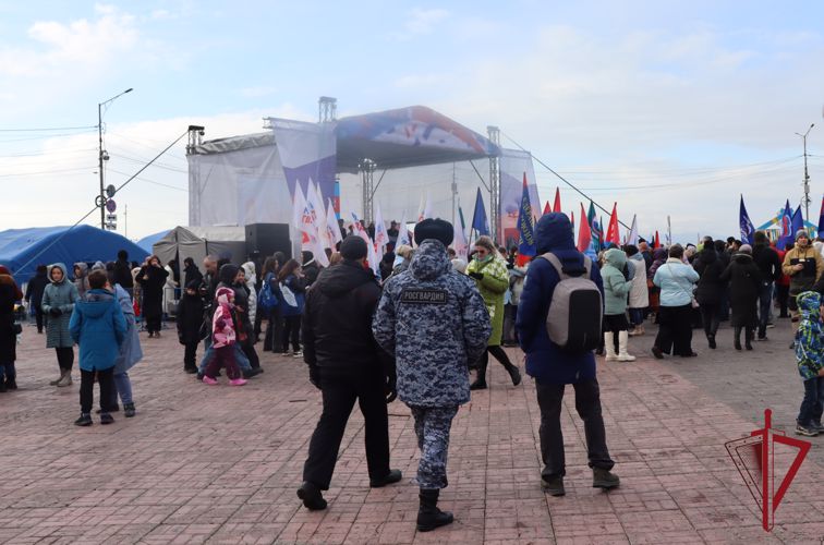 На Камчатке росгвардейцы обеспечивают безопасность празднования Дня народного единства