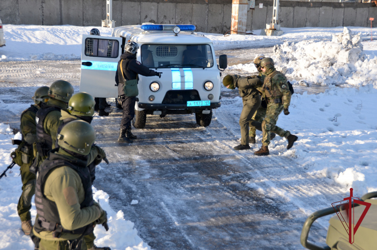 На Камчатке личный состав регионального управления Росгвардии принял участие в антитеррористических учениях