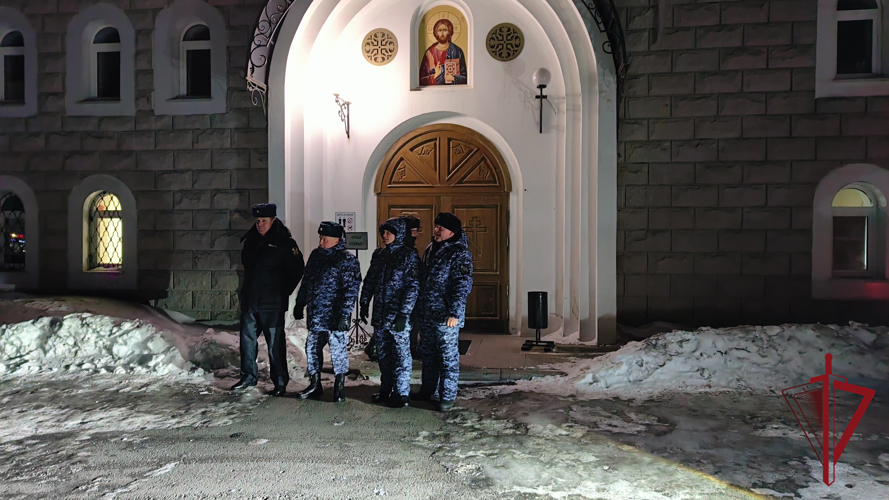 Сотрудники Росгвардии обеспечили правопорядок в новогодние праздники на Камчатке