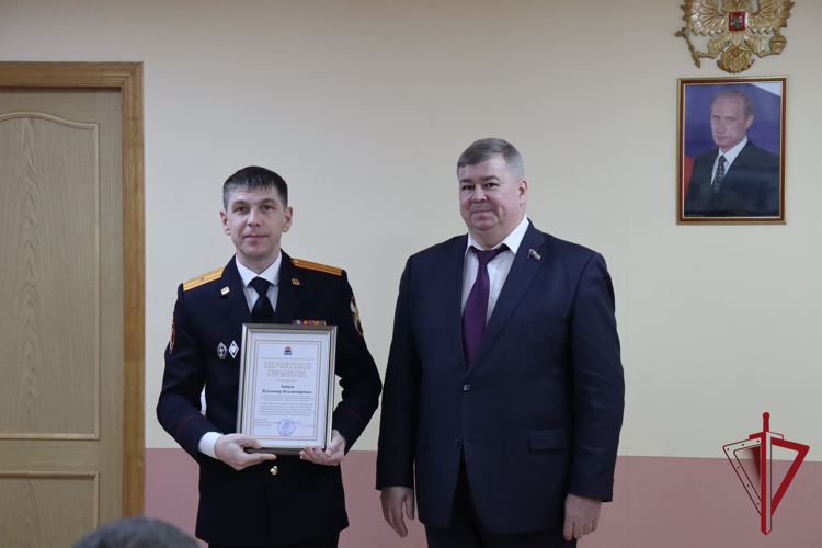 На Камчатке сотрудники подразделений госконтроля и лицензионно-разрешительной работы Росгвардии отмечают юбилей