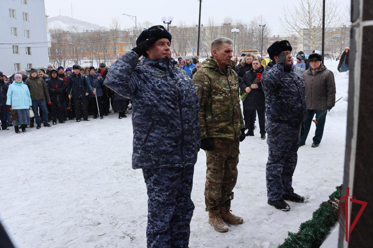 На Камчатке росгвардейцы почтили память воинов-интернационалистов