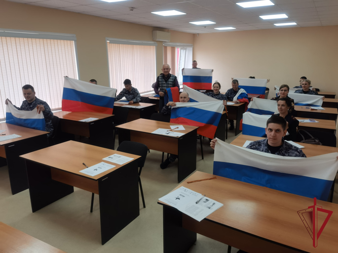 На Камчатке Росгвардия присоединилась к международной патриотической акции «Диктант Победы-2024»