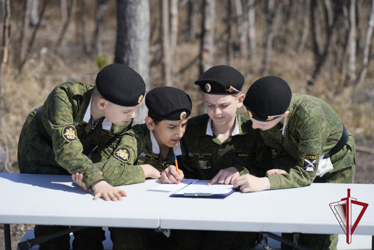 На Камчатке Росгвардия приняла участие в проведении военно-спортивной игры «Зарница»