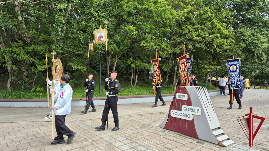 В Петропавловске-Камчатском росгвардейцы приняли участие в праздновании Дня города