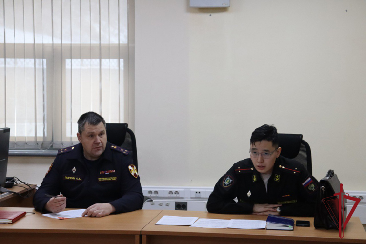 В Управлении Росгвардии по Камчатскому краю состоялась встреча с военным прокурором