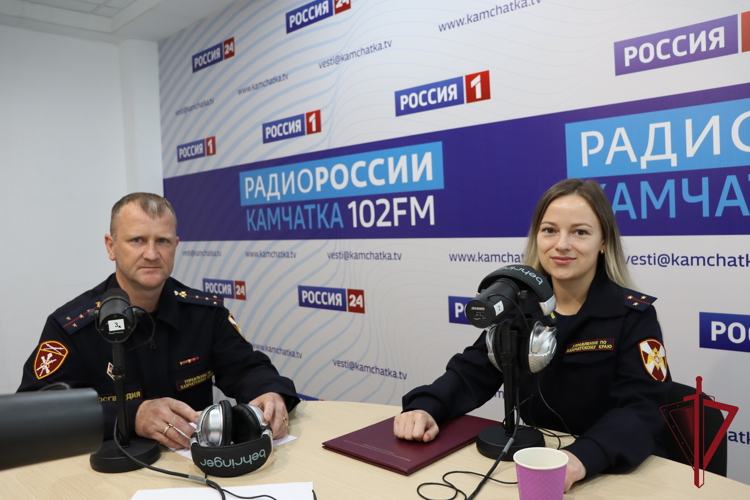 Офицеры Росгвардии выступили в эфире «Радио России Камчатка»