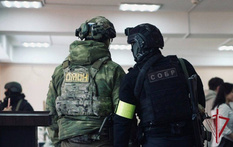 При поддержке Росгвардии задержаны подозреваемые в изготовлении поддельных документов на Камчатке