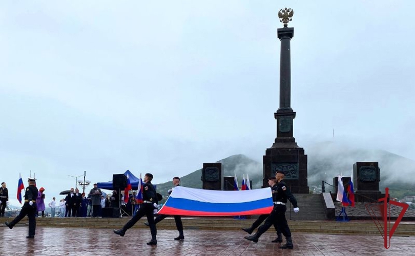 На Камчатке росгвардейцы приняли участие в праздничном мероприятии