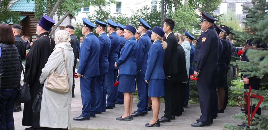 На Камчатке росгвардейцы приняли участие в памятном мероприятии