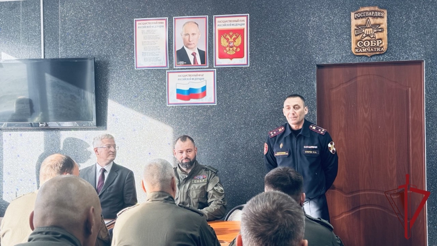 На Камчатке профессиональный праздник отмечают сотрудники СОБР Росгвардии