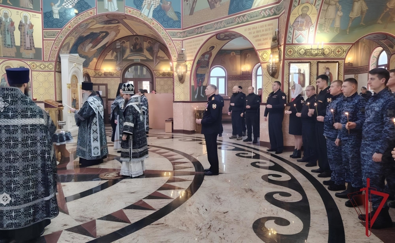 На Камчатке росгвардейцы приняли участие в православном молебне