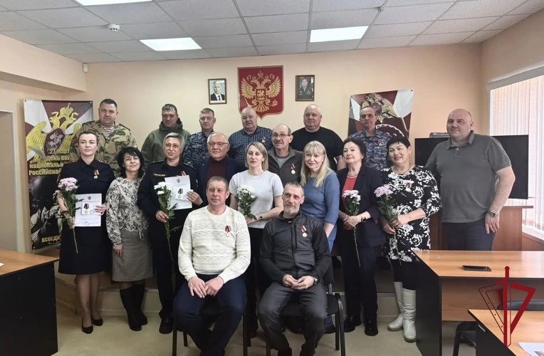 На Камчатке наградили сотрудников и ветеранов Росгвардии памятными медалями