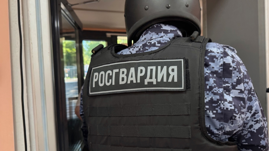На Камчатке росгвардейцы приняли участие во Всероссийских учениях в образовательных учреждениях