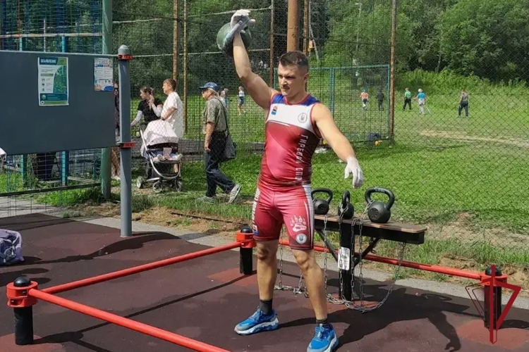 Камчатские росгвардейцы отметили День физкультурника спортивными победами